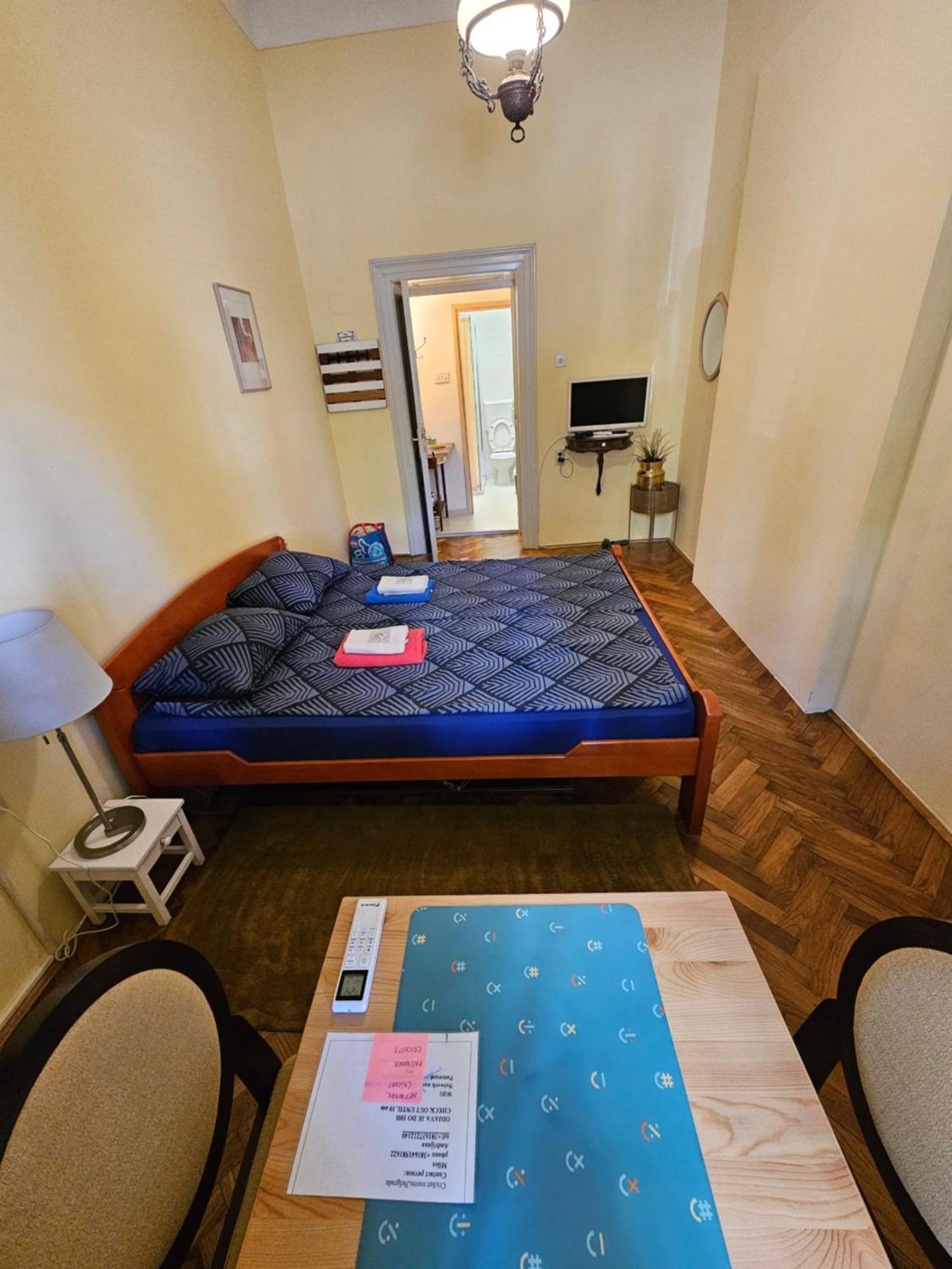 Cricket 2 Hostel Beograd Ngoại thất bức ảnh