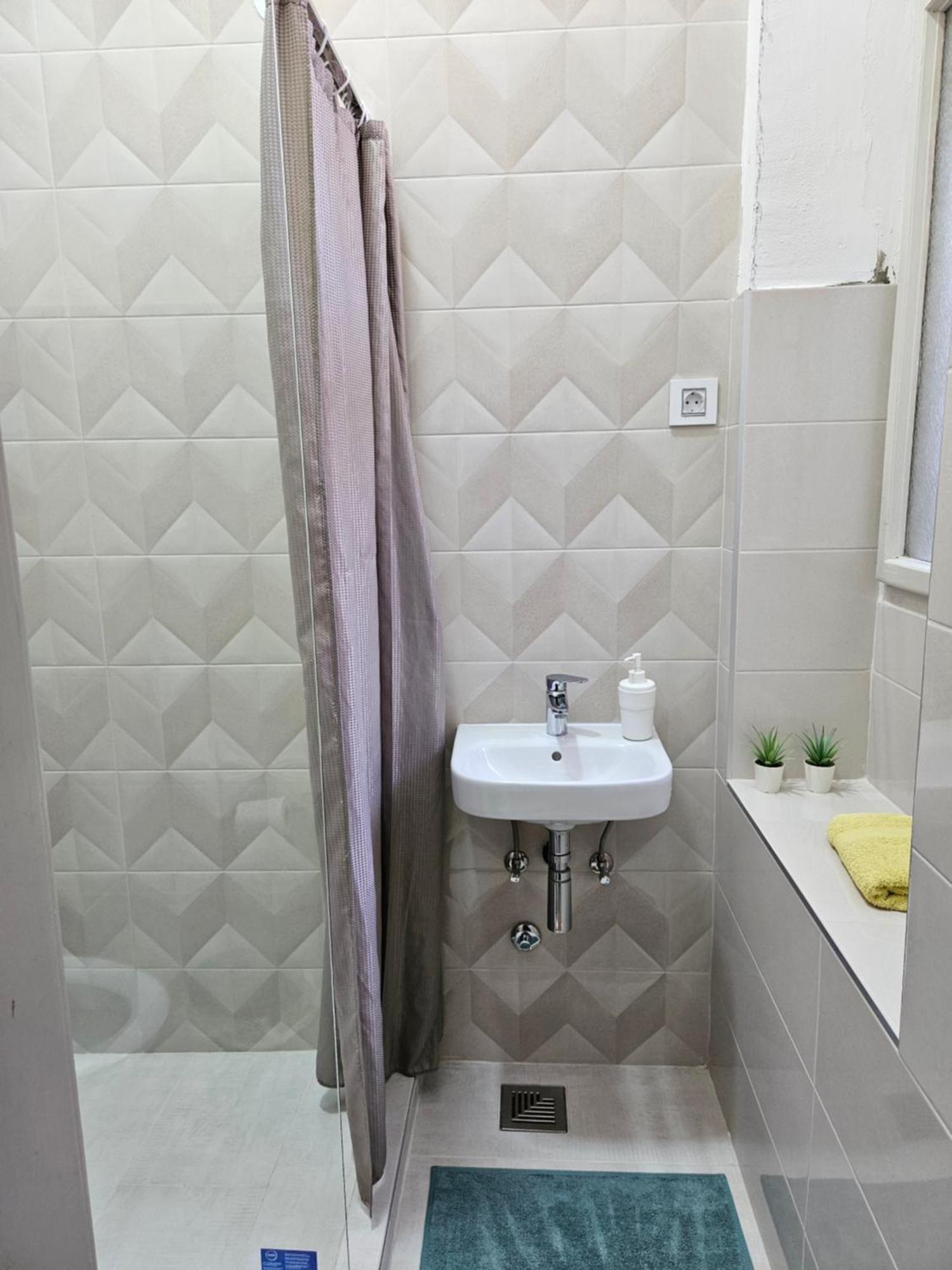 Cricket 2 Hostel Beograd Ngoại thất bức ảnh